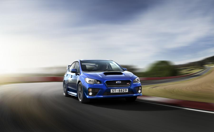 Subaru WRX STI 2015 года  (EU) (фото 6 из 24)